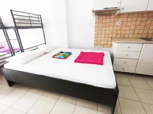 Monastiraki Apartment | Acropolis views in Monastiraki square