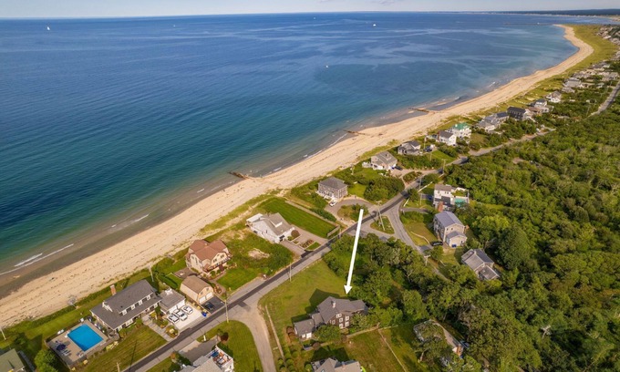 Sagamore Beach House | Across the street from Sagamore Beach