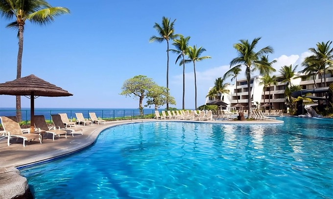 Keauhou Hotel | Action-Packed Fun on the Kona Coast! Game Room, Pool, Near Keauhou Bay Beach!