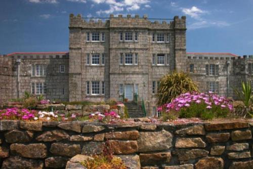 Rosudgeon House | Acton Castle