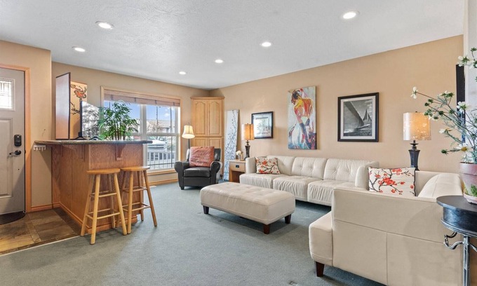 Hayden Condo | ADA Home with Cozy Fireplace, Close to Silverwood, Restaurants & Hayden Lake!