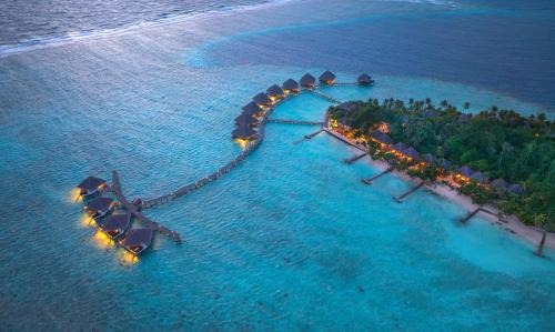 Rannalhi Resort | Adaaran Club Rannalhi - All Inclusive - 45 Minutes away from Male by Speedboat
