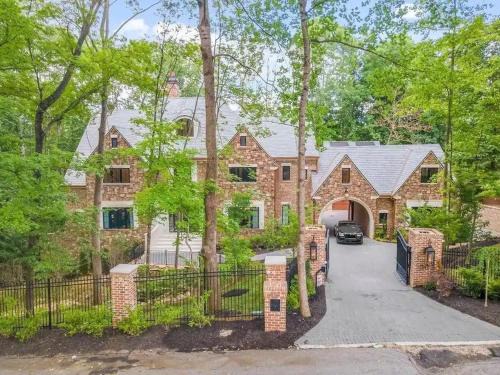 Southwestern House | Adams Mansion, 10K Sqft, 7BD/7BA, 15min to Airport