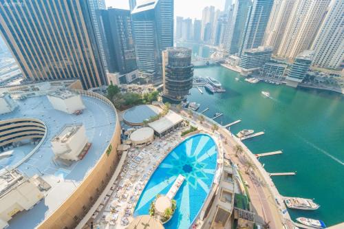 Dubai Marina Apartment | Address Dubai Marina, Full Marina View and Direct Access to Marina Mall by Gardenia Suites