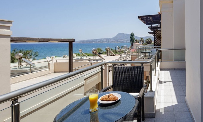 Kalyves Apartment | Adelphes- Beach front apartment