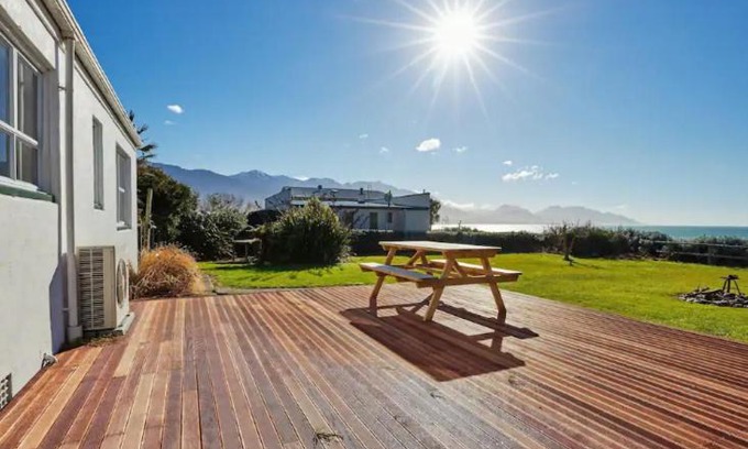 Kaikoura House | Adelphi