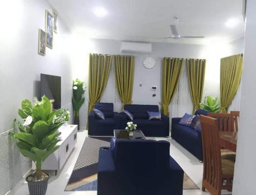 Adentan Apartment | Adenta-Accra - 3 Beds - Sleeps 6 - Private Parking