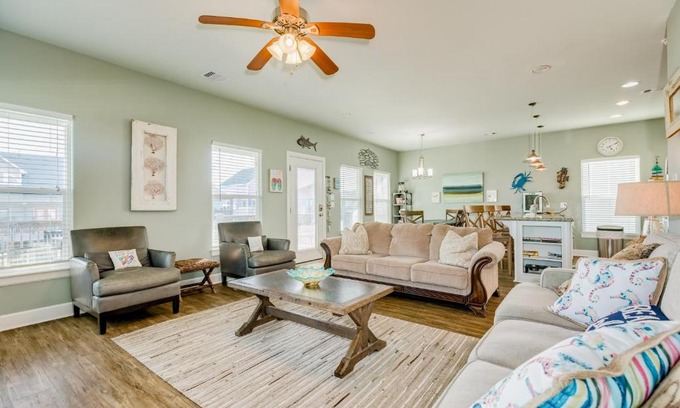 Crystal Beach House | Adios Beachachos