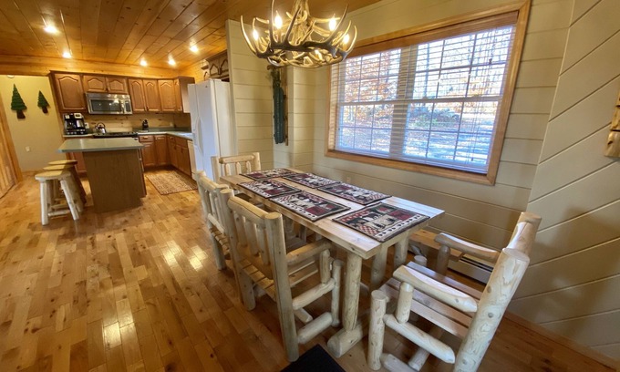 Old Forge House | ADK Lake House Vacation, Cozy 5 Bedroom & 2 Bath