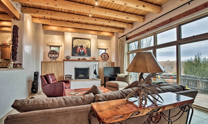 Tesuque House | Adobe-Style Home w/Views < 5 Mi to Santa Fe Plaza