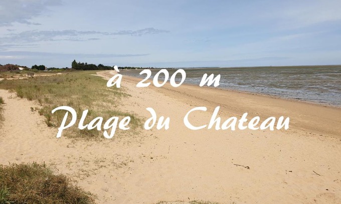 Le Chateau-d'Oleron Apartment | Adopt'île