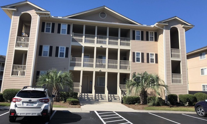 Cherry Grove Beach Condo | Adorable 1 bedroom condo, Walk to Cherry Grove Beach