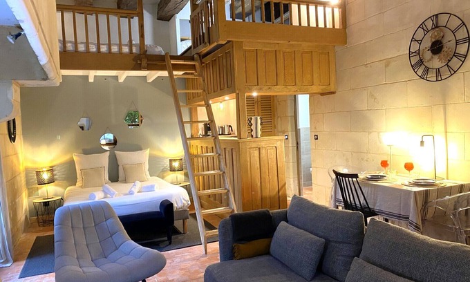 Tours City Centre Apartment | Adorable apartment in the city center