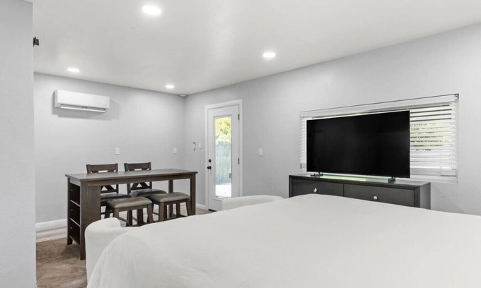Tempe House | Adorable Casita in Tempe Arizona