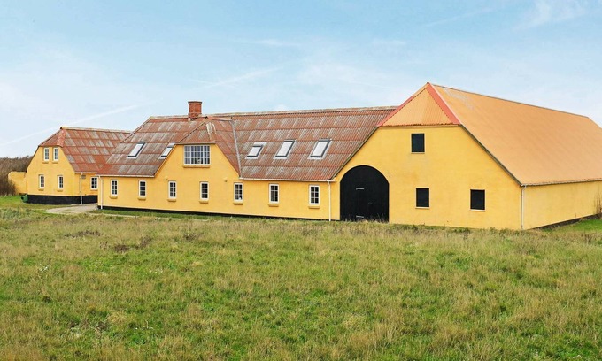 Trans House | Adorable Holiday Home in Lemvig with Sauna