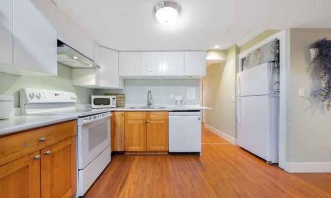 Coquitlam House | Adorable home in great location of Port Coquitlam