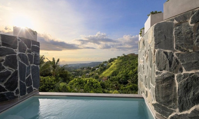 Rincon Apartment | Adults Only! Desecheo Suite II at Ocaso Luxury Villas