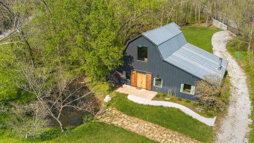 Bella Vista House | Adventure Barn-On Fixer to Fabulous-Outdoor Oasis