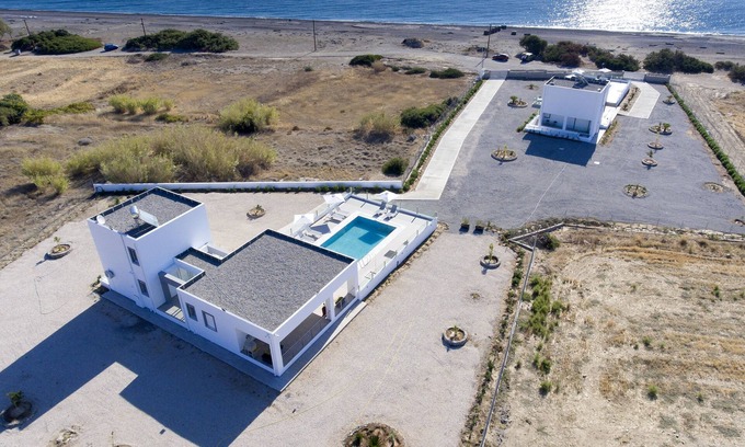 Gennadi Villa | Aegean Horizon beachfront villas