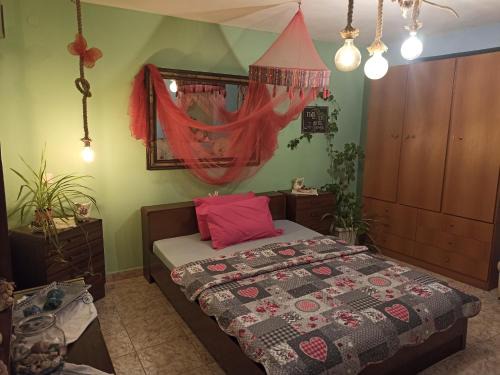 Aegina Apartment | Aegina Town Traditional Lemon House