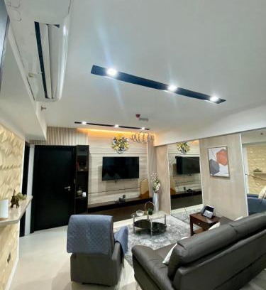 Poblacion District Apartment | Aeon Towers Executive Suite 2BR 18th floor