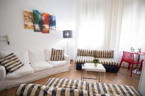 Historic Center House | Affittacamere Le Camere di Porta San Felice - Self Check in