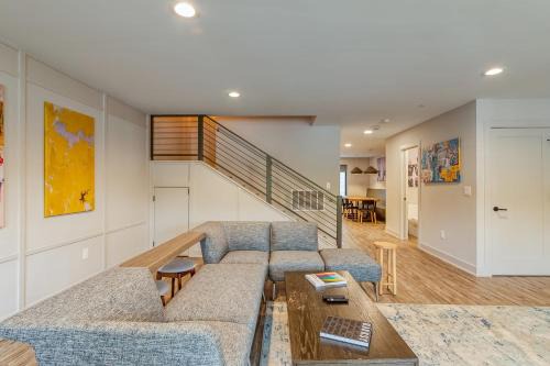 Burns Park House | Affordable Spotless Suite Near UofM
