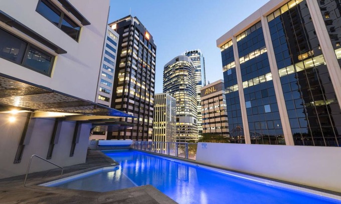 Brisbane Central Business District Apartment | African Escape on Level 38