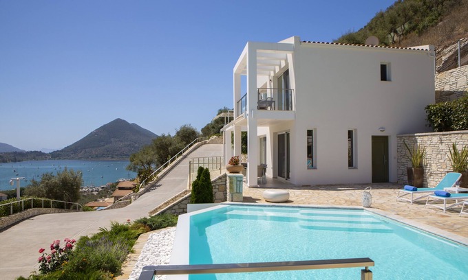 Nidri Villa | Afroditi Villas Collection