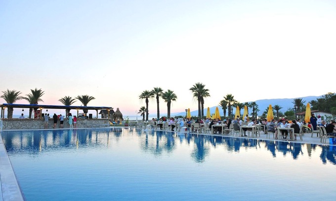 Zeytinli Hotel | Afytos Akcay Tatil Koyu