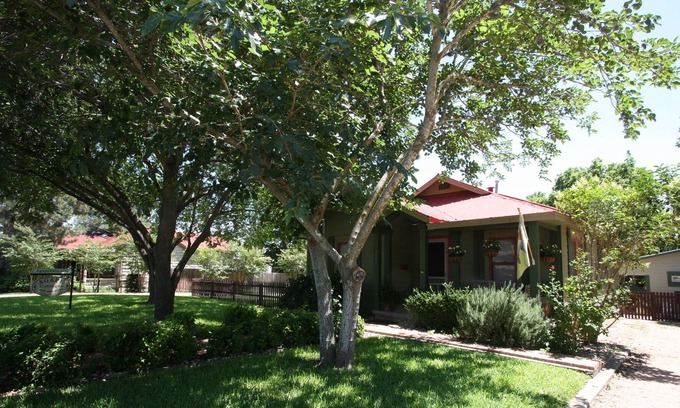 Fredericksburg House | Agape Front Home, Sleeps 2-4, one block off Main St., 50A EV charging plug