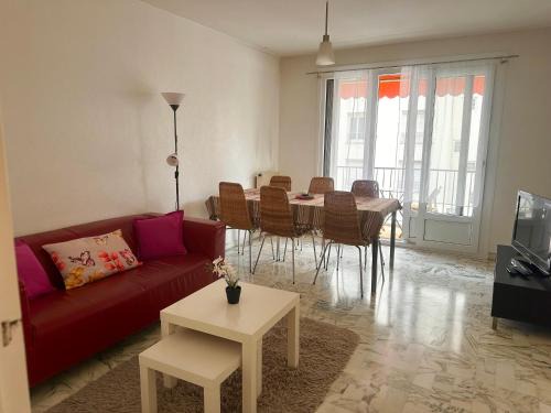 Prado - Republique Apartment | AGENCIA appartement 2 chambres LE CORFOU