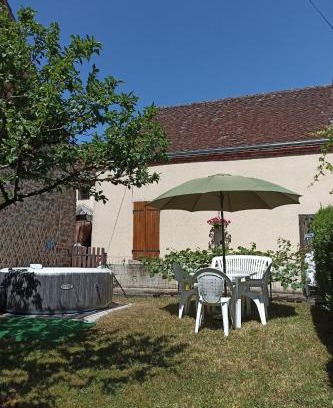 Cheniers House | Agréable petite maison de vacances - 3 pers - à la campagne - Chéniers, Creuse