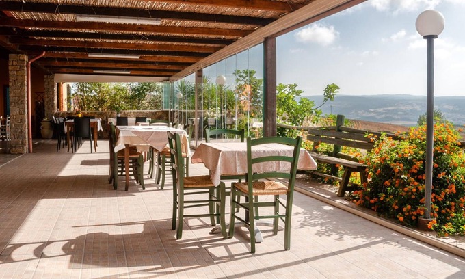 Genoni Other | Agriturismo Cuaddus e Tellas