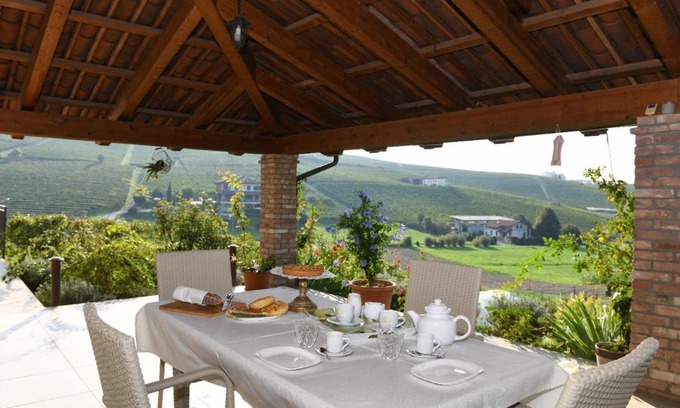 Coazzolo House | Agriturismo EdMo