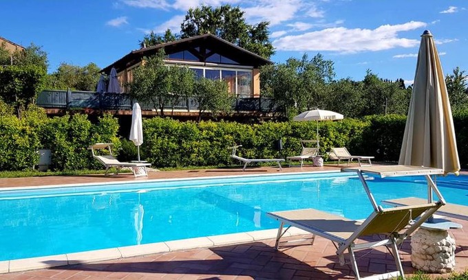 Fermo House | Agriturismo Fiore di Campo