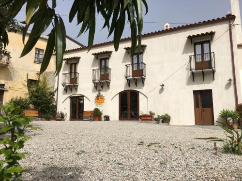 Cannonau di Sardegna Wine Area House | Agriturismo S'Orgiola