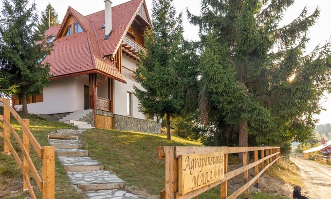 Marisel Cabin | Agropensiunea Mara