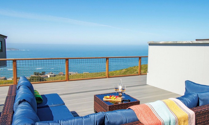 Dillon Beach House | Agua La Vista-Lounging Deck for Sunsets and Dolphin Viewing! HtTb/Pup/WiFi