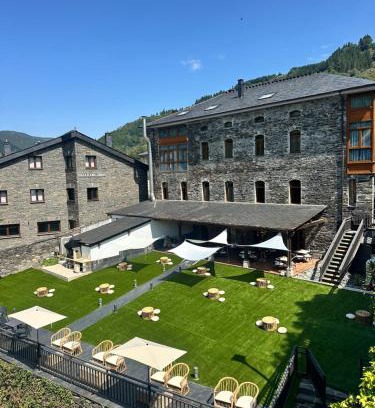 Cecos Hotel | Aguas de Ibias