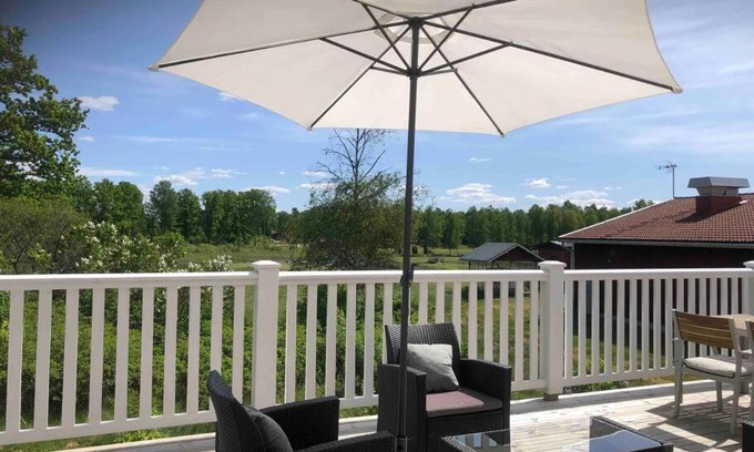 Agunnaryd Villa | Agunnaryd village holiday home - close to lake