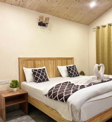 Kasol Resort | Ahava Kasol Riverside Cafe and Cottages
