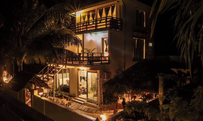 Omadhoo House | AHI Maldives
