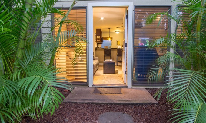 Historic Lahaina Front Street Condo | Aina Nalu Relaxing quiet poolside unit! H103! August 24 - 31 Available & on Sale