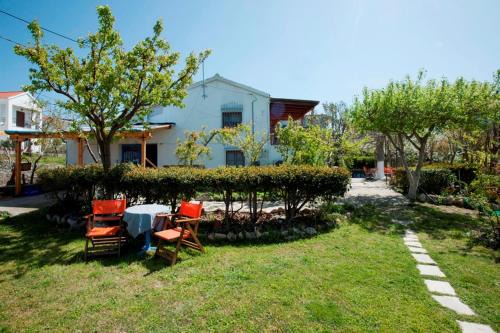 Kamariotissa Apartment | Aiolis Rooms