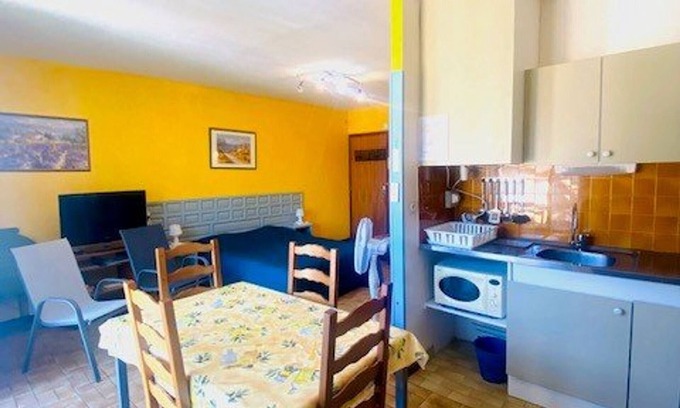 Amelie-les-Bains-Palalda Apartment | Air-conditioned studio in Amélie-les-Bains, 2 people, parking, near thermal baths