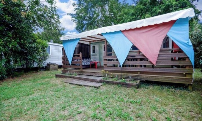Sainte-Eulalie-en-Born Apartment | Air-conditioned mobile home, 3* campsite, 15 mins from Mimizan