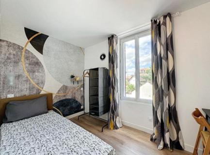 Saint-Pierre-du-Perray House | Air-Conditioned Apart 10 Pers,40min Paris, Orly 20min, Disneyland 40min