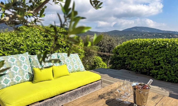 Les Restanques Apartment | Air-conditioned apartment with sea view - Les Restanques SWIMMING POOLS TENNIS