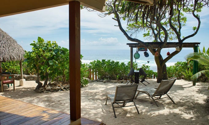 Temae House | Air-conditioned bungalow by the sea in Moorea